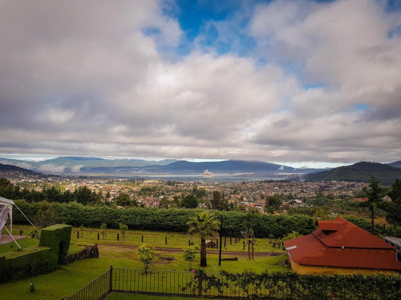 Cabanas "Rancho La Mesa" Pátzcuaro Eksteriør bilde